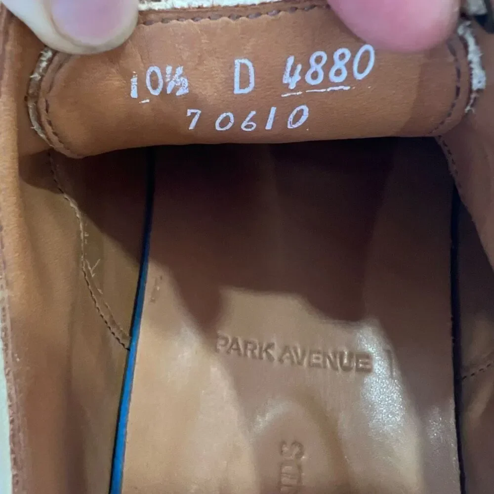 ! Allen Edmonds Park Avenue Oxford Dress Sneaker